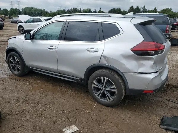 JN8AT2MV1JW320279 2018 NISSAN ROGUE - Image 2
