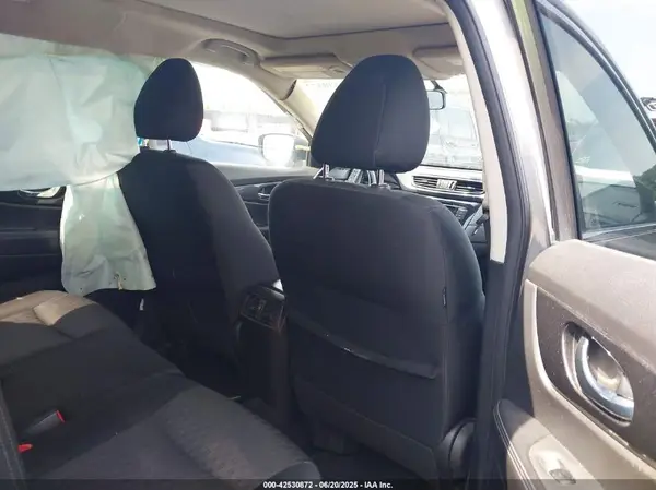 JN8AT2MV1JW321030 2018 NISSAN ROGUE - Image 8