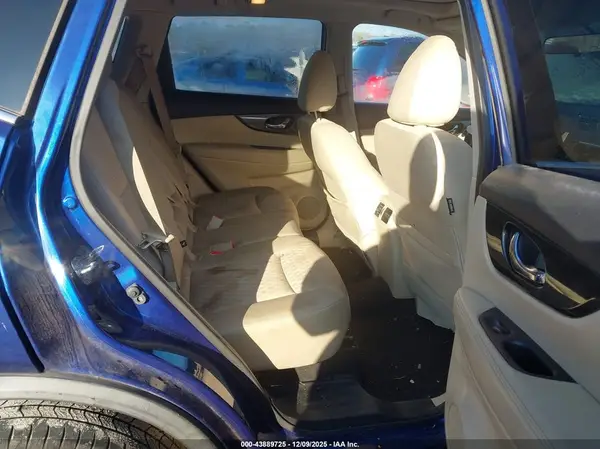 JN8AT2MV1JW321464 2018 NISSAN ROGUE - Image 8