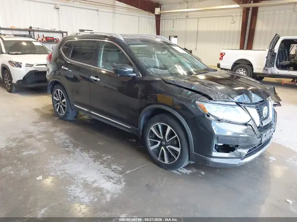 JN8AT2MV1JW324039 2018 NISSAN ROGUE - Image 1