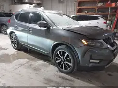JN8AT2MV1JW325188 2018 NISSAN ROGUE