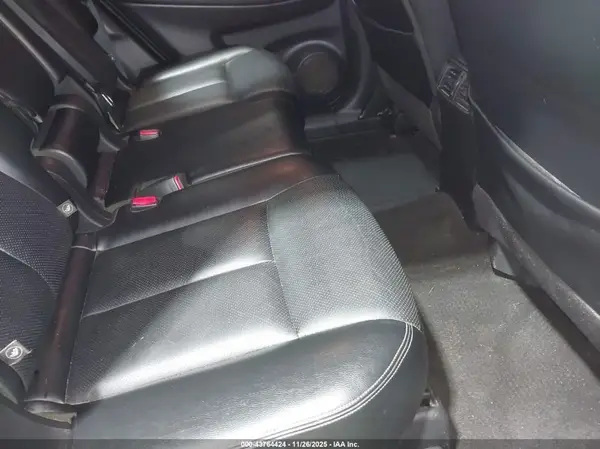 JN8AT2MV1JW325188 2018 NISSAN ROGUE - Image 8
