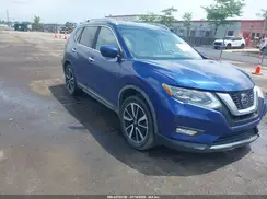 JN8AT2MV1JW325255 2018 NISSAN ROGUE