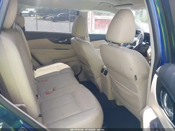 JN8AT2MV1JW325255 2018 NISSAN ROGUE - Image 8