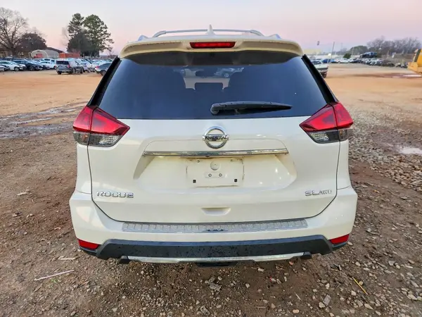 JN8AT2MV1JW326518 2018 NISSAN ROGUE - Image 8