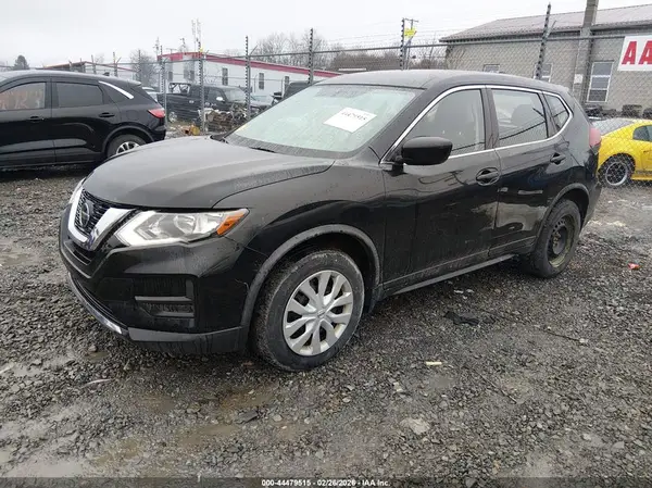 JN8AT2MV1JW329337 2018 NISSAN ROGUE - Image 2
