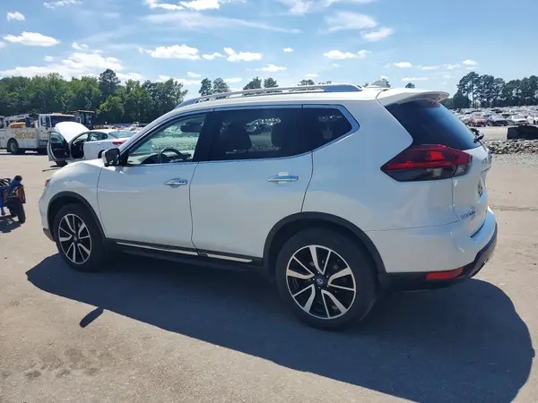 JN8AT2MV1JW340189 2018 NISSAN ROGUE - Image 2