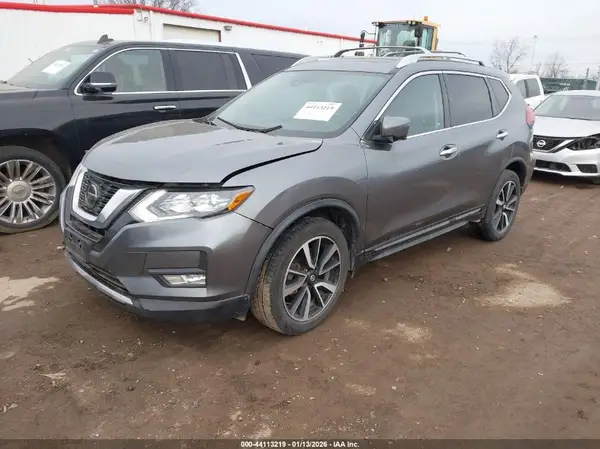 JN8AT2MV1JW342217 2018 NISSAN ROGUE - Image 2