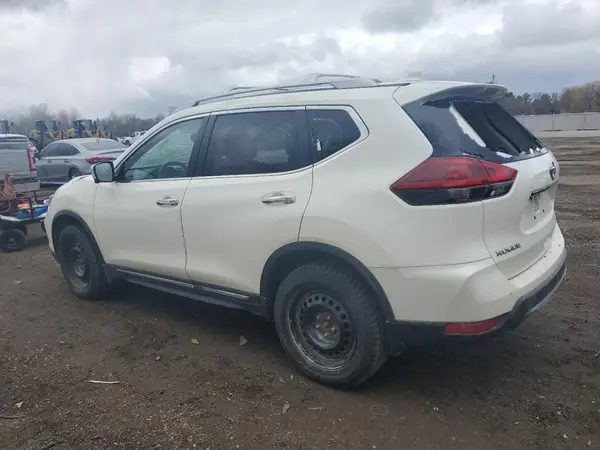JN8AT2MV1JW344243 2018 NISSAN ROGUE - Image 2
