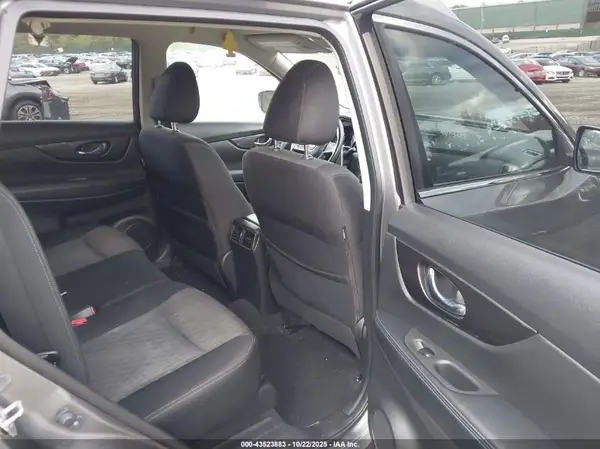 JN8AT2MV1JW346428 2018 NISSAN ROGUE - Image 8