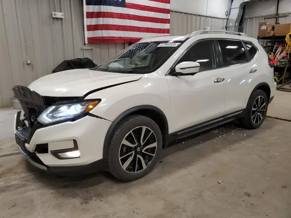 JN8AT2MV1JW349670 2018 NISSAN ROGUE - Image 1