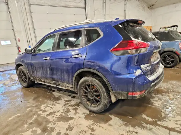 JN8AT2MV1JW351208 2018 NISSAN ROGUE - Image 2