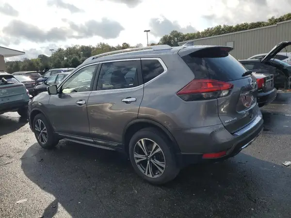 JN8AT2MV1JW353492 2018 NISSAN ROGUE - Image 2