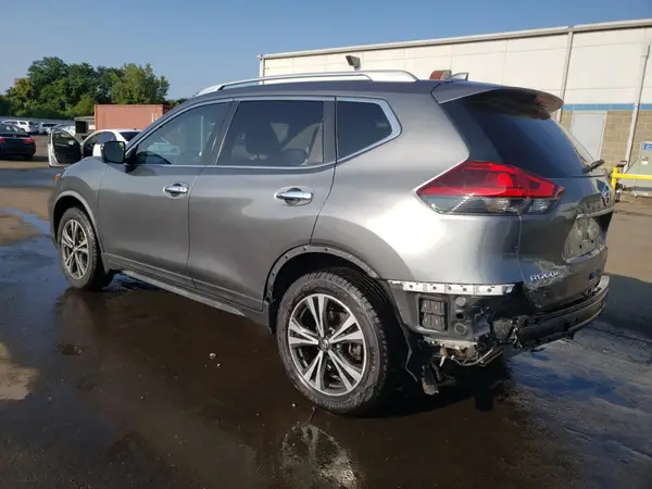JN8AT2MV1KW370617 2019 NISSAN ROGUE - Image 2