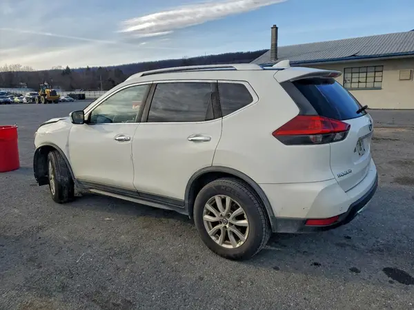 JN8AT2MV1KW371721 2019 NISSAN ROGUE - Image 2