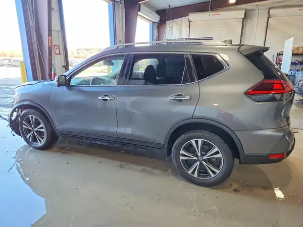JN8AT2MV1KW378488 2019 NISSAN ROGUE - Image 2