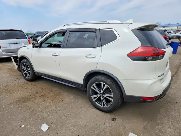 JN8AT2MV1KW381097 2019 NISSAN ROGUE - Image 2