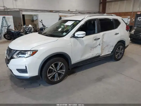 JN8AT2MV1KW381830 2019 NISSAN ROGUE - Image 2