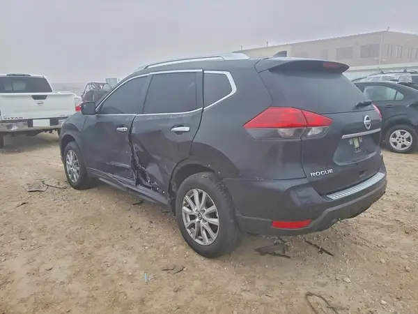 JN8AT2MV1KW382198 2019 NISSAN ROGUE - Image 2