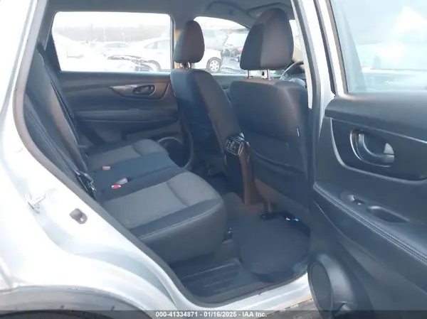 JN8AT2MV1KW387501 2019 NISSAN ROGUE - Image 8
