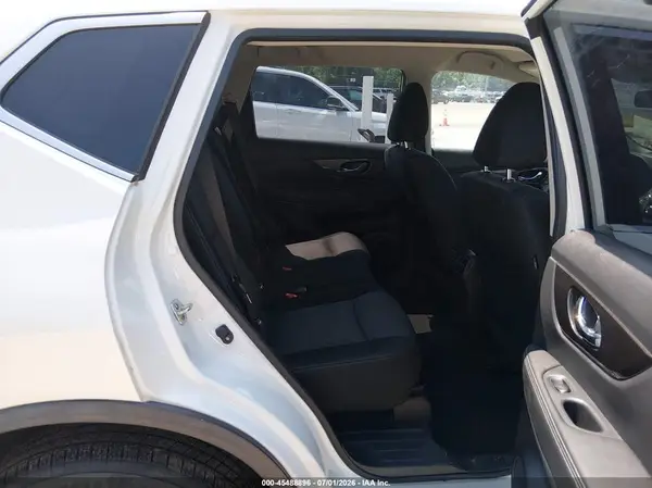 JN8AT2MV1KW396781 2019 NISSAN ROGUE - Image 8