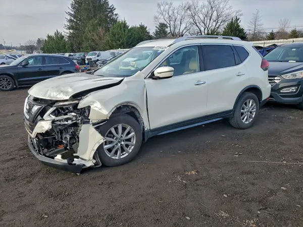 JN8AT2MV1KW397526 2019 NISSAN ROGUE - Image 1