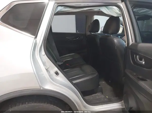 JN8AT2MV1KW398496 2019 NISSAN ROGUE - Image 8