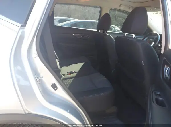 JN8AT2MV1KW401882 2019 NISSAN ROGUE - Image 8