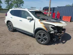JN8AT2MV1KW402627 2019 NISSAN ROGUE