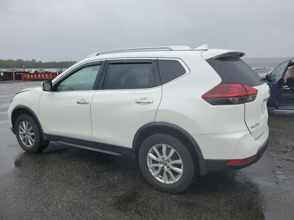 JN8AT2MV1LW122756 2020 NISSAN ROGUE - Image 2