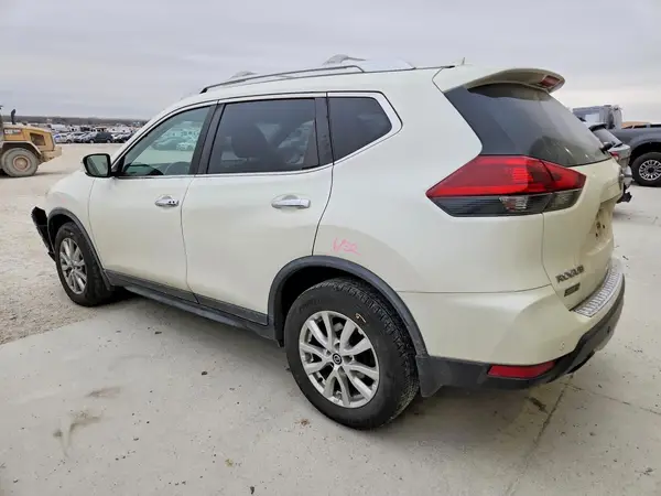JN8AT2MV1LW123695 2020 NISSAN ROGUE - Image 2