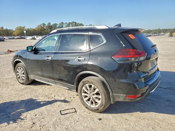 JN8AT2MV1LW136799 2020 NISSAN ROGUE - Image 2