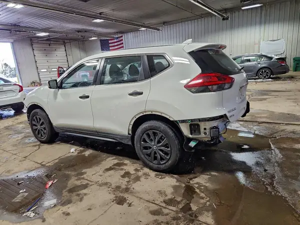 JN8AT2MV1LW143753 2020 NISSAN ROGUE - Image 2