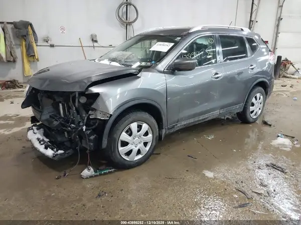 JN8AT2MV2GW134954 2016 NISSAN ROGUE - Image 2