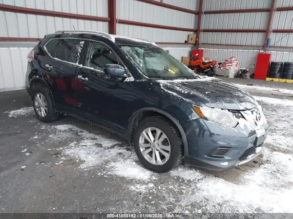 JN8AT2MV2GW135926 2016 NISSAN ROGUE - Image 1