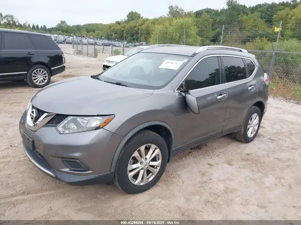 JN8AT2MV2GW136221 2016 NISSAN ROGUE - Image 2