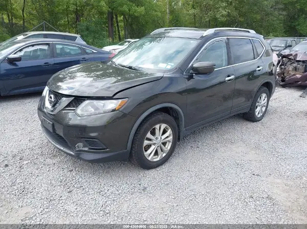 JN8AT2MV2GW140687 2016 NISSAN ROGUE - Image 2