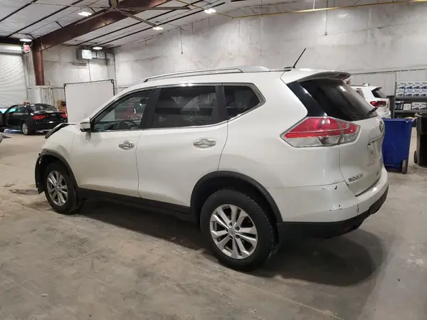 JN8AT2MV2GW150605 2016 NISSAN ROGUE - Image 2