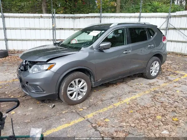 JN8AT2MV2GW152564 2016 NISSAN ROGUE - Image 2
