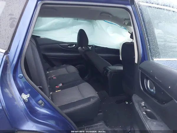 JN8AT2MV2HW000754 2017 NISSAN ROGUE - Image 8