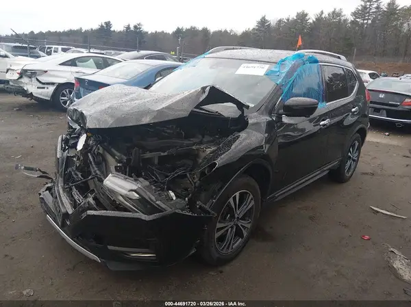JN8AT2MV2HW002360 2017 NISSAN ROGUE - Image 2