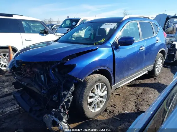 JN8AT2MV2HW005016 2017 NISSAN ROGUE - Image 2