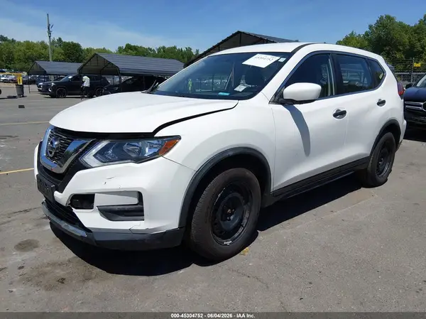 JN8AT2MV2HW005565 2017 NISSAN ROGUE - Image 2