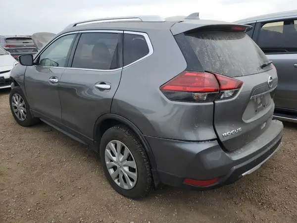 JN8AT2MV2HW007526 2017 NISSAN ROGUE - Image 2