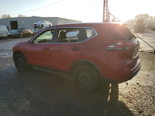 JN8AT2MV2HW008997 2017 NISSAN ROGUE - Image 2