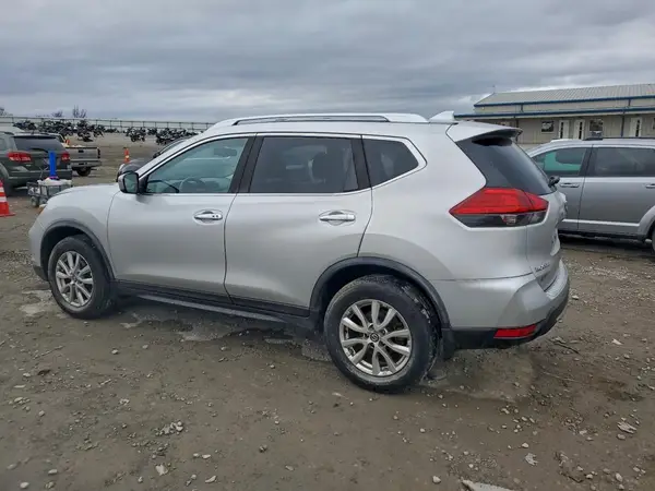 JN8AT2MV2HW009986 2017 NISSAN ROGUE - Image 2