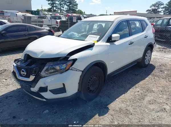 JN8AT2MV2HW011835 2017 NISSAN ROGUE - Image 2