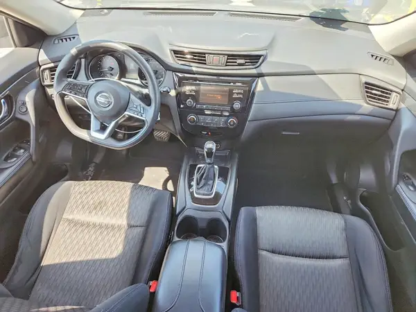JN8AT2MV2HW013391 2017 NISSAN ROGUE - Image 8