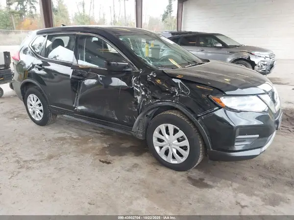 JN8AT2MV2HW015741 2017 NISSAN ROGUE - Image 1