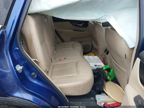 JN8AT2MV2HW016095 2017 NISSAN ROGUE - Image 8